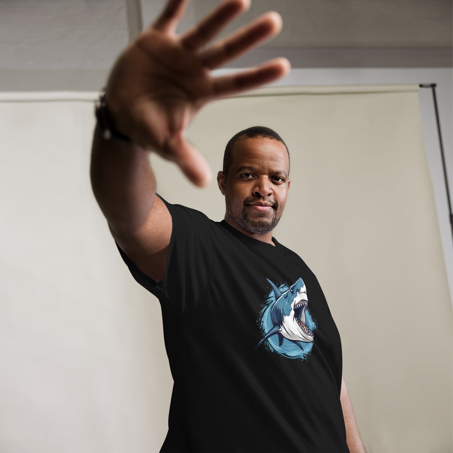 Shark Men's classic tee